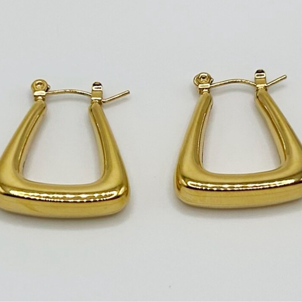 Nickel Free Square Hoop Earrings 18k Gold Plated Chunky Bold Women’s Accessory